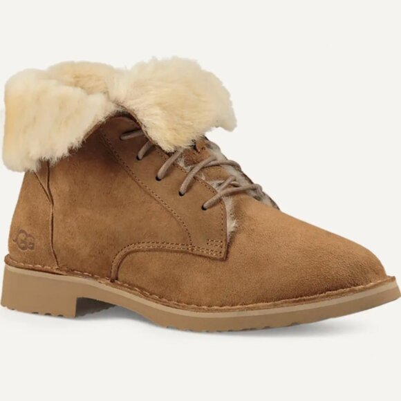UGG Quincy Boot - Picture 1 of 7